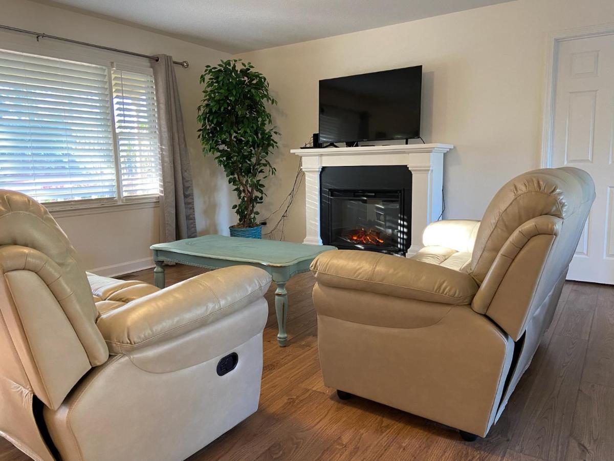 Cozy Three Bedroom House With Fireplace Wilmington Extérieur photo